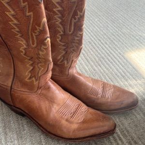 Old West girls cowboy boots -I think 9.5 size